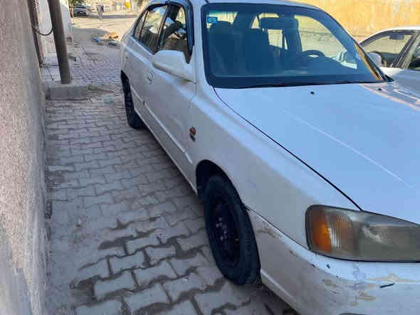 فيرنا موديل 2000 كير عادي مكينة مكفول تبريد منضومة جديدة مابيها نقص السيارة مصبوغة حزام بأسمي تحويل ثاني يوم العنوان بغداد الدورة 
سعر 53 بيها مجال بسيط

0781 390 7100 بغداد
