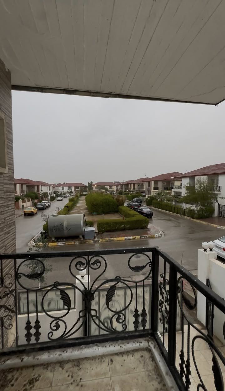 سعر مناسب جدا
مجمع نور ستي ٢ 
٢٤٠م واجهة ١٢م على حديق
طابو سعر مناسب جدا
 موقع مميز
***********
