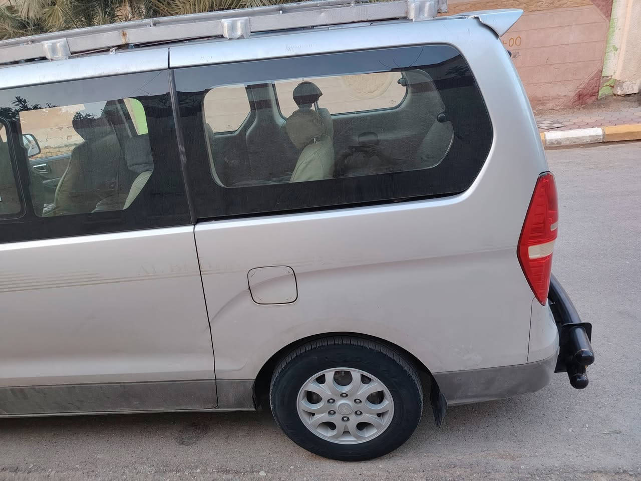 سلام عليكم ستاركس ٢٠٠٩ للبيع مكفولة للاستفسار ***********
