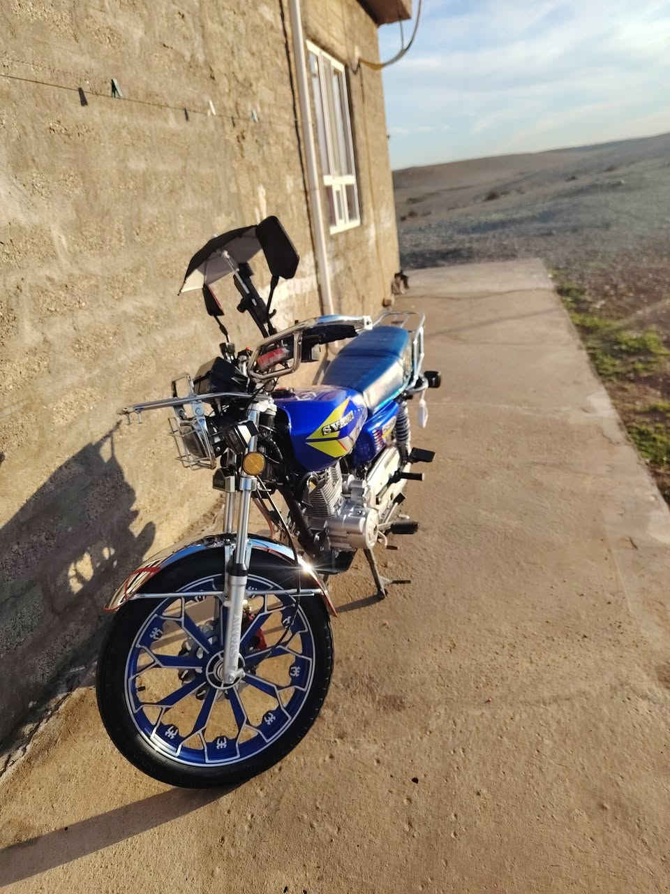 السلام عليكم ورحمة الله وبركاته عندي هاذا الماطور انطي مقدمه مال سياره و بل شهر ورقه ورقتين ماطور محرك ابو   الدرع نضافه رقم واحد عله واحد شرط لا صرف ولا اي شي بعد ما مفليس شرط اخرس التواصل خاص او اتصل  ***********
***********
