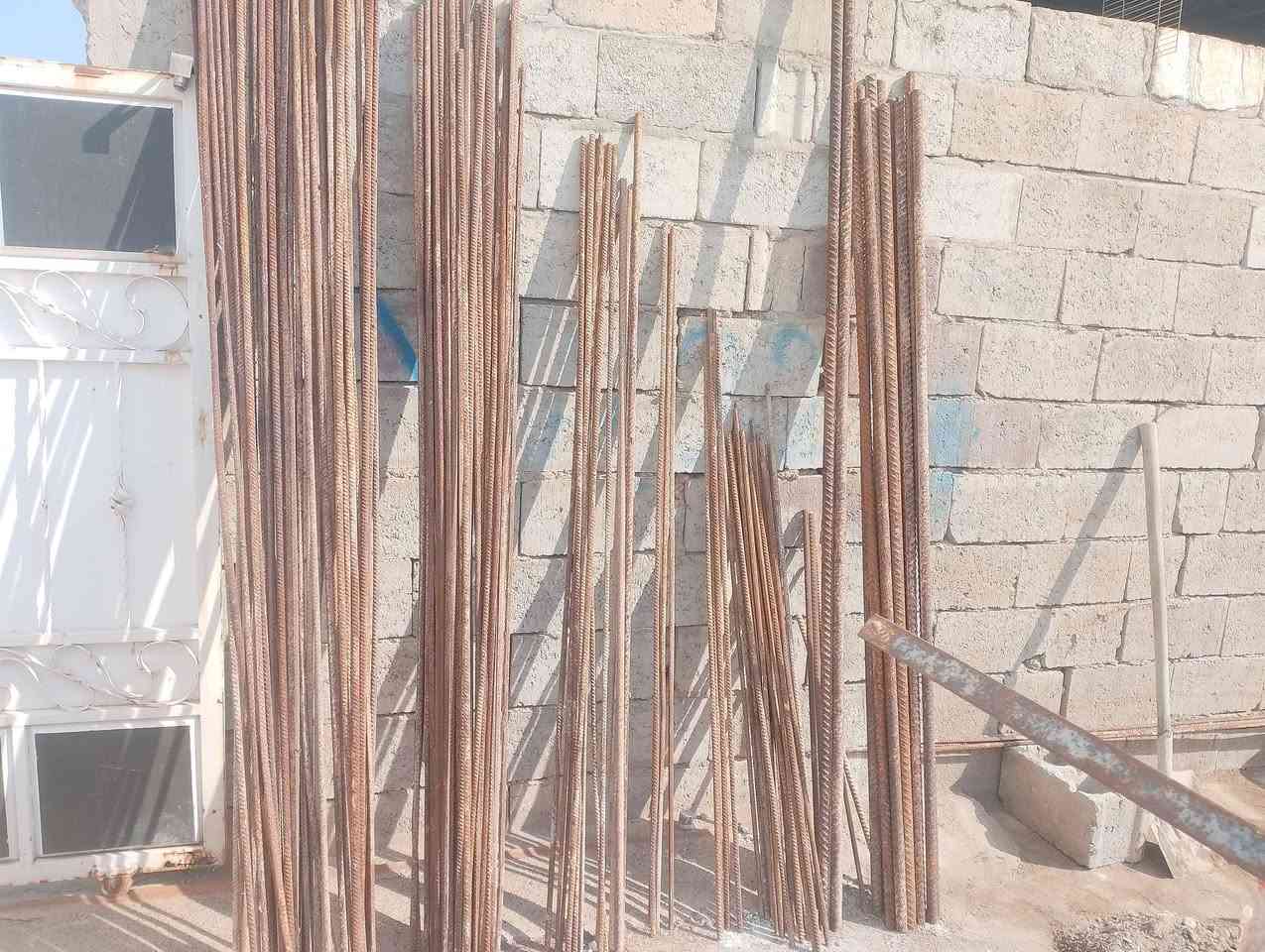 السلام عليكم شيش صب للبيع أبو الانج طول 2.10سم عدد 12شيش و3م عدد2  وابو السطعش 1.80سم عدد 4 وابو النص 3.60سم عدد 49شيش او 5.70سم عدد4شيش او2.20سم عدد 48شيش او1.90سم عدد 9شيش او1.70سم عدد 4شياش أو 1.50سم عدد 5اشياش أو 1.20+100سم 33شيش قفيص 23×40 تقريباً 30قفيص اوكراني القديم السعر 225الف للاستفسار الاتصال على الرقم *********** مكان كركوك حي العسكري
