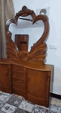 من رخصت مدير الكروب غرفة نوم صاج ثكيله البيع مكاني بغداد الحبيبيه 0772...