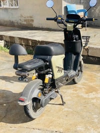 موطور R9 للبيع  موديل 2026   مستخدم اقل اسبوع   جديد فول نضافه 100٪  ك...