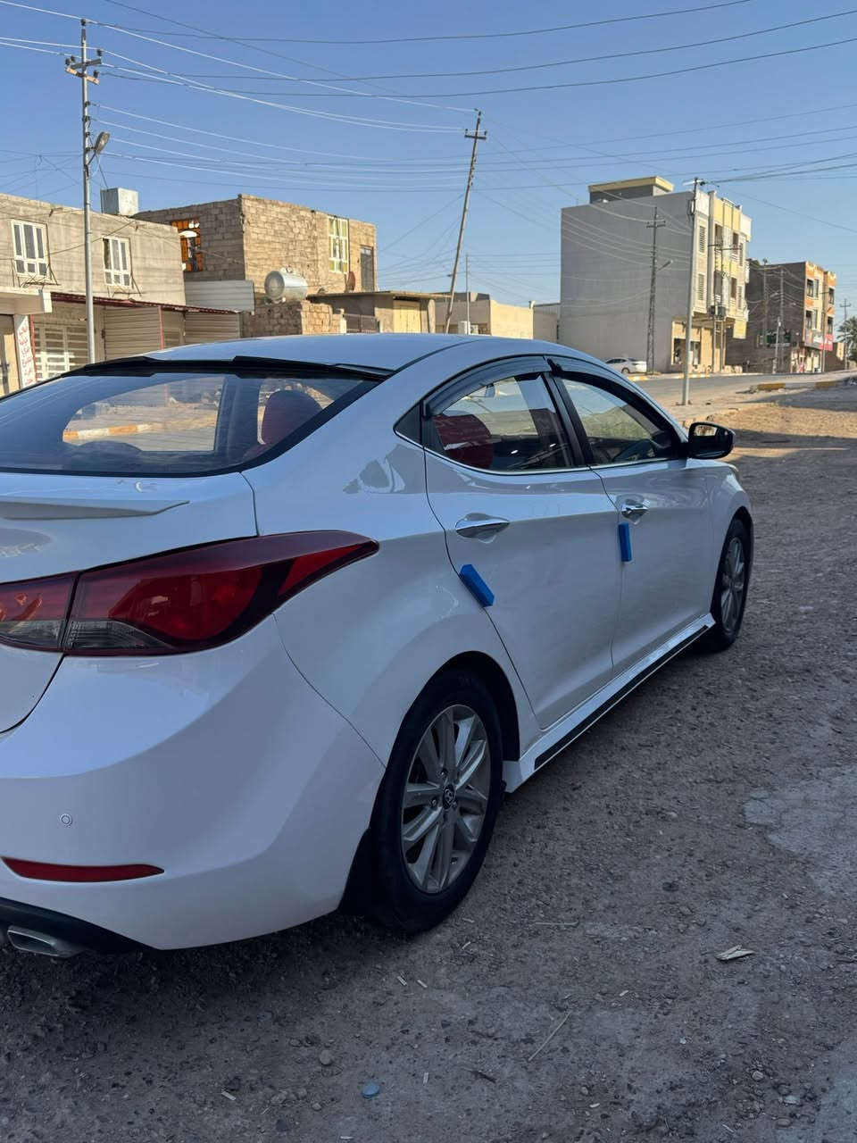السلام عليكم
النترا 2016 خليجي لون ابيض رقم بغداد السيارة فول مواصفات 
محرك 1800 دوش 
السيارة جاهزة من كلشي ومابيها كل نقص السونار مرفق بالمنشور السعر 120 وبيها مجال للاستفسار ***********
