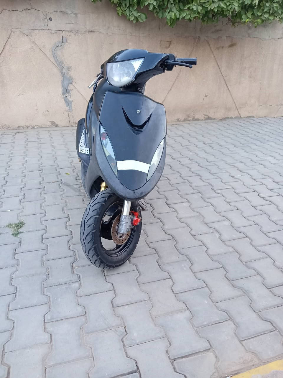 السلام عليكم
ماكس عدله للبيع
محرك مفتوح ولفات كهربائيات كله شغله سلف هندر مابيه كل نقص بس باتري ضعيف شلعه ومعدل مكينه ناعمه السعر ٤٢٥ قفل ***********
