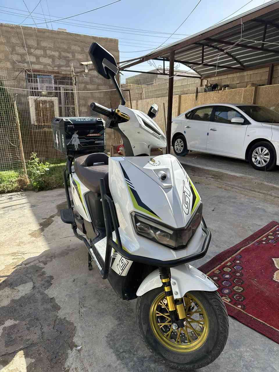 دراجه شحن GT موديل 26 نضافه ملياااار كله شغاله 
6بطاريات كلهن فول 
ملف 2000w
سرعه 120 👉
نشاط فول 
تشغيل بصمه +كرت 
بلوتوث +شاشه ديجتال 

سعر الدراجه 575 فقط                    (سعر الجديد مليون)

مكان رمادي    ***********
