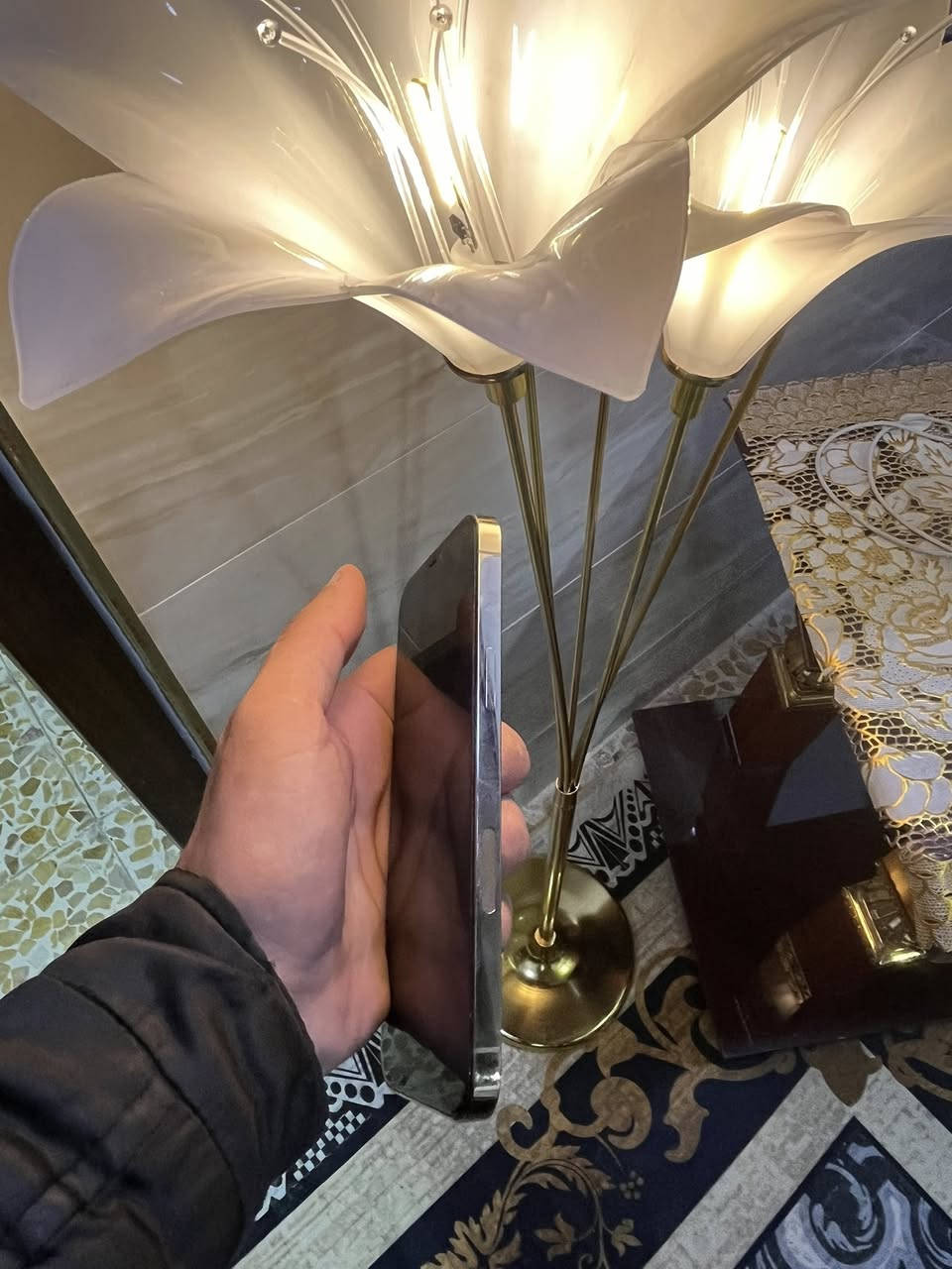 آيفون 12برو ماكس ذاكره 128 جهاز جلخ مآبي نضافه 100/100نموذجMبطاريه94 تك سيم سعره 450بي مجال 
رقمي ***********
