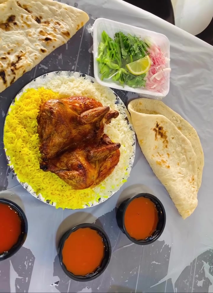 عرض خاص(🔥11 الف فقط🔥)
دجاجه مشوي+منسف تمن نوعين+مرك+خبز+مقبلات

📍عنوان:جنوب الموصل/الحود/ الشارع العام-مجاور جملة البشير الغذائيه
توصيل موجود✅🛵 
رقم المطعم :***********
