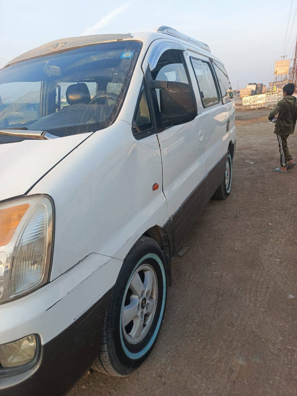 سياره استاركس موديل 2004 رقم ديالى محرك وكير واكسن وشاص خير من الله السعر ٧٥ ورقه  وبيه مجال متواجد في ديالى خان بني سعد ***********
