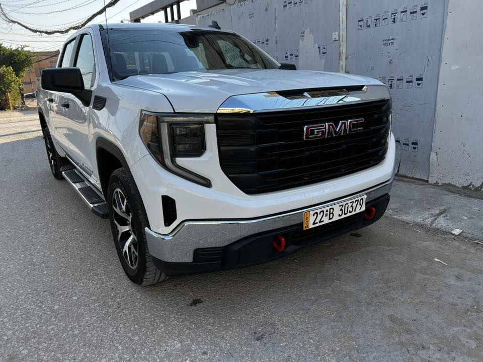 سلام عليكم جمسي سيره البيع صبغ فقط جاملغ امامي او اربع اصابع تعديل بارد بل بنيد بدون دواخل بدون ارباك شاصي كله مكفول محرك 4 2700 تيربو موديل 2024 دخول جديد السياره رقم شمالي ***********
