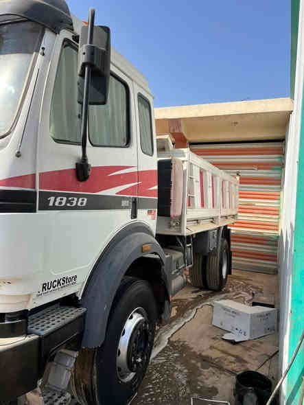 كرواتي موديل ١٩٩٧ اصل
السعر ٣٥٠$ورقه وبيها مجال 

بدون صبغ قماره وشاصي كفاله 

اصلها براد وبلسنويه قلاب

رقم بصره مشروع وطني تحويل مباشر 

محركها ٨دبل تيربو بي بم كهرباء 

كيرها ٢٢٠قليج 

مكانها بغداد تقاطع النهروان 
لاستفسار على الأرقآم التاليه ***********/***********
