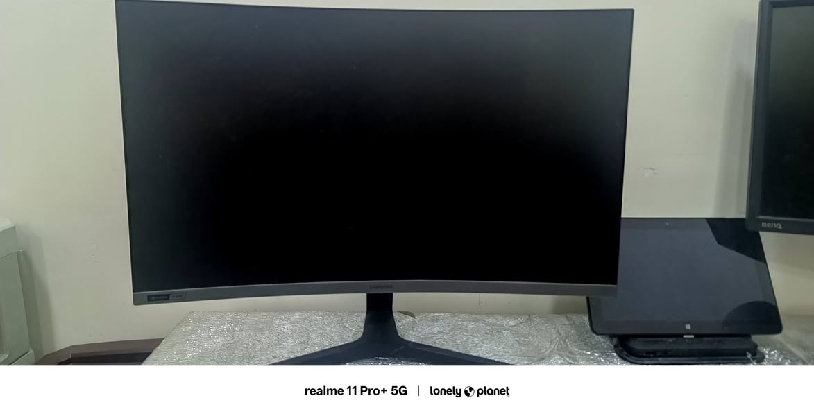 Samsung 27in 240hz
Va مقوصه
مدخلين HD
مدخل ديسبلي
سعر 190 قفلها ويا توصيل
 NVIDIA G-SYNC

شاشه ثانيه ترهم للديسكورد حجم 24 مستطيل ترهم بلطول وبلعرض
60hz
سعر 70 قفلها ويا توصيل
شاشه ثالثه
حجم 10.5 لمس 
48الف قفلها ويا توصيل 

متوفر توصيل
مكاني موصل


**إذا كنت صاحب هذا الإعلان وتريد حذفه لأي سبب، رجاءا أرسل رسالة إلى الدعم الفني**