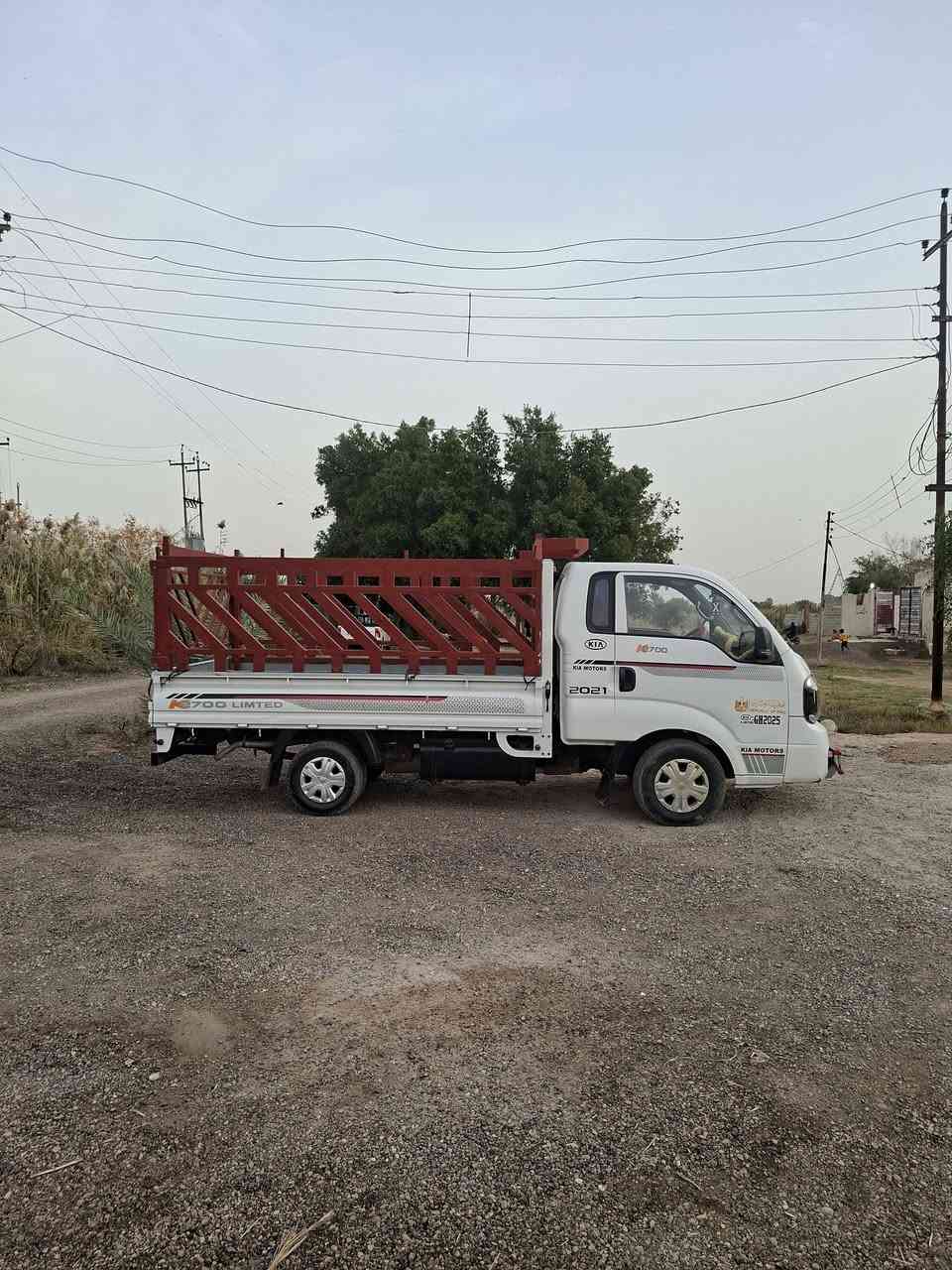 كيه بنكو مفتوح للبيع موديل ٢١رقم بصره تحويل مباشر ثاني حداديه جديده تخم تاير بيها بنيدمبدل لعنوان ميسان لعماره لمزبانيه أسعر١٢٥وبيها مجال ***********
