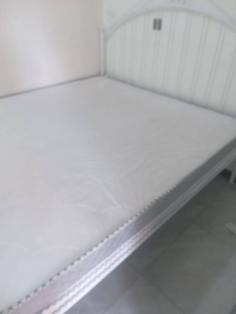 كنتور وجربايه ودوشك
مكاني كرخ بعدهن جدد ب ٢٥٠ قفل
***********
