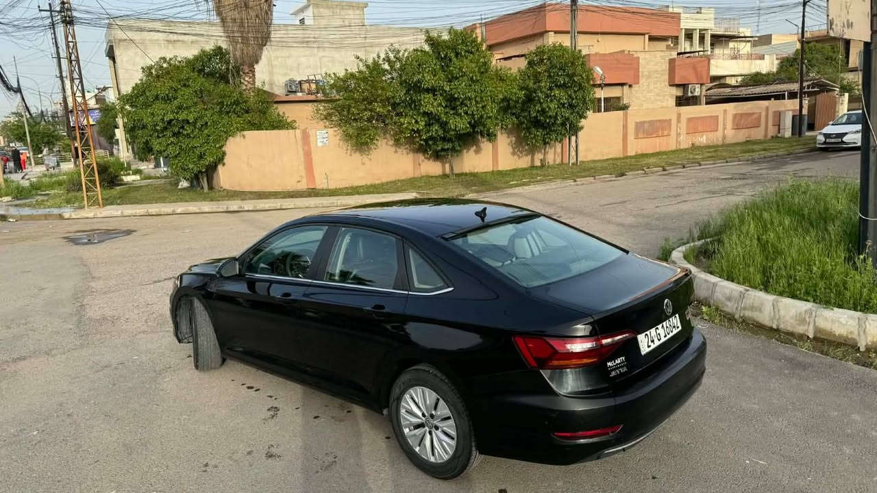 فوكس واكن جيتا  
موديل 2019 S
محرك 14 تيربو

سياره بس چملغ خلفي 
وصندوق مبدل بلادي 
بجم كبس

موصفات
هند بريك بصمه 
فول تحكم ستيرن 
رادار امامي وخلفي جانبي 
نضام تشغيل إطفاء عند الوقوف اوتو ستوب 
كير  تومتك سبورت 
نضام قياده ايكو 
جامات اوتو 
تنزيل تصعيد جامات من سويج 
لايت زينون شركة حاجب لد نهاري 
بك لايت لد 
نضام لايت اوتو 
شاشه كاميرا تحكم 
شاشه اعطال 
بيها موصفات بعد
للستفسار تصل 
***********

🇩🇪❤️ دهوك, العراق
