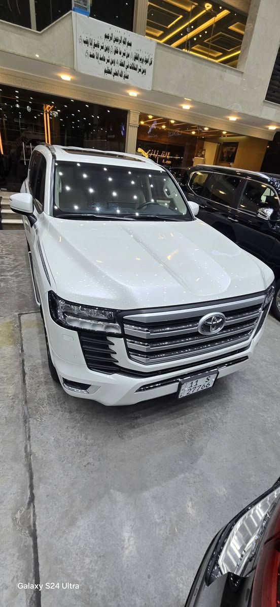 سلام عليكم موديل ٢٣ ساز جي اكس ضمن الضمان ماشية ١٠ الف كفالة عامة فقط رصعة بالباب السعر ٦٥ للاستفسار ***********
