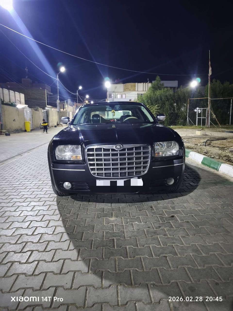 ((مكلف بالنشر )) كرايسلر C300 للبيع موديل 2010  أصل 3500 رقم شمالي بسمي هزه جديده سنويه ما نافذه مكانه واسط  استفسار  *********** سونار موجود

