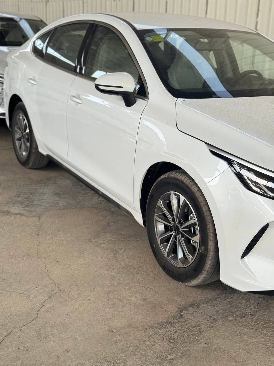 ((كاعيات وكارت وبصمة تشغيل وغراض كاملة))

  ديسترويرBYD 2025. زيروو

♦️محرك 1500cc
HEV كهرباء+بانزين+شحن♦️
♦️دخول ذكي بطاقة NFC
♦️كشنات جلد ابيض رياضي
♦️قطعتين تبريد
♦️كير ماوس
♦️بصمة زجاجية
♦️انظمة قيادة
♦️هاند بريك كهرباء + اوتوهولد
♦️ستيرن رياضي
♦️شاشة وسطية قلابة
♦️كامرة خلفية
♦️كشافات زينون 

للاستفسار(***********)☎️
((شركة حازم حياوي))
((بغداد الحبيبية مقابل ملعب المدينة))
