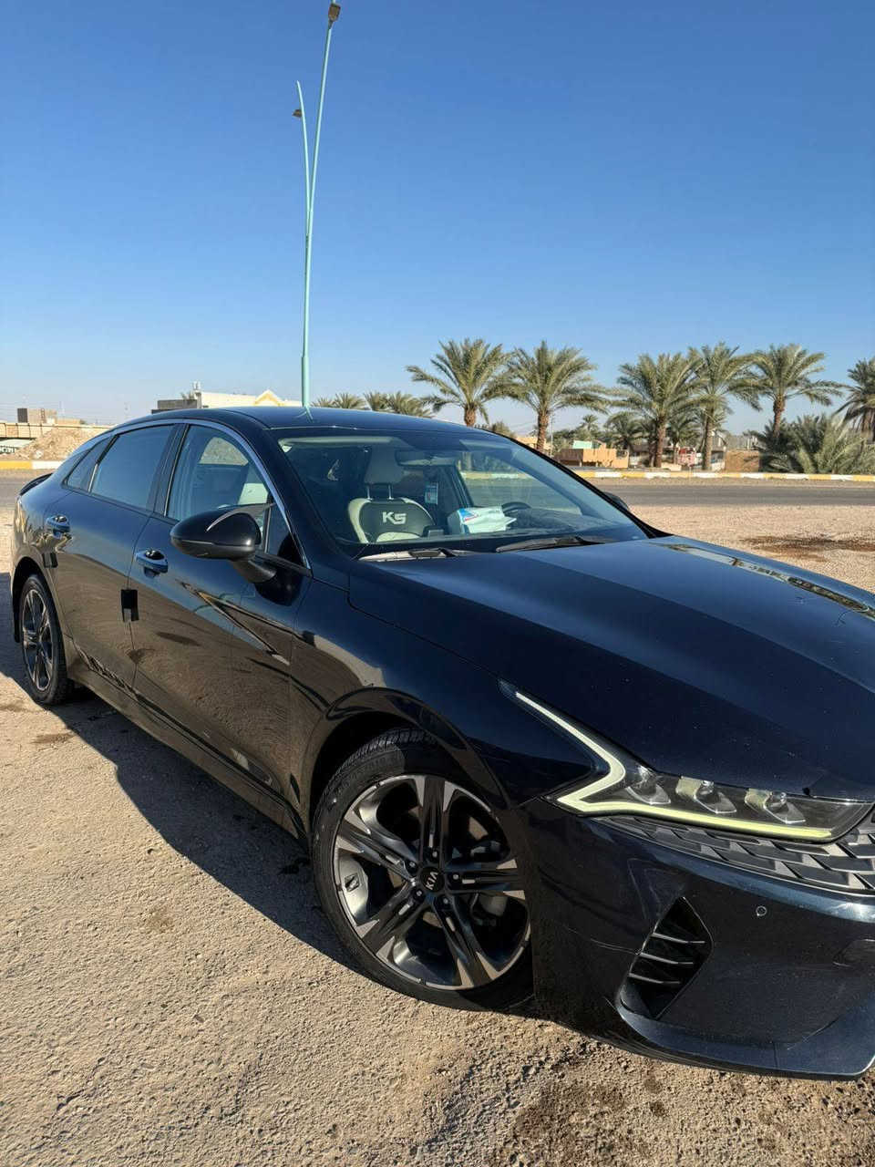 سلام عليكم
كي فايف 2021 k5  خليجي  
محرك ٢٠٠٠ دوش 
فول مواصفات عده الفتحه 
بصمات عدد ٢
تشغيل عن بعد 
بصمه ابواب
جام كهرباء 
بردات خلفيه بلادي 
رادار امامي 
مثبت سرعه
كامره خلفيه 
تنبيه مجسم 
شاشه كبيره
ماشيه ٢٤٠ 
ملاحضه (بيه طخه بصيطه جدآ ب الجاملغ الخلفي بسبب سوء فهم انصبغ الجاملغ كله يعني قطعه +بارد شبر جوه بل باب الخلفي  ) 
(محرك وكير وصدر كفاله عامه واتعهد سياره جديده بمعنه الكلمه)  
رقم بغداد بأسمي تحويل مباشر 
موقع: الرمادي 
رقم الهاتف؛ ***********
سعر: ١٧٣ ورقه
