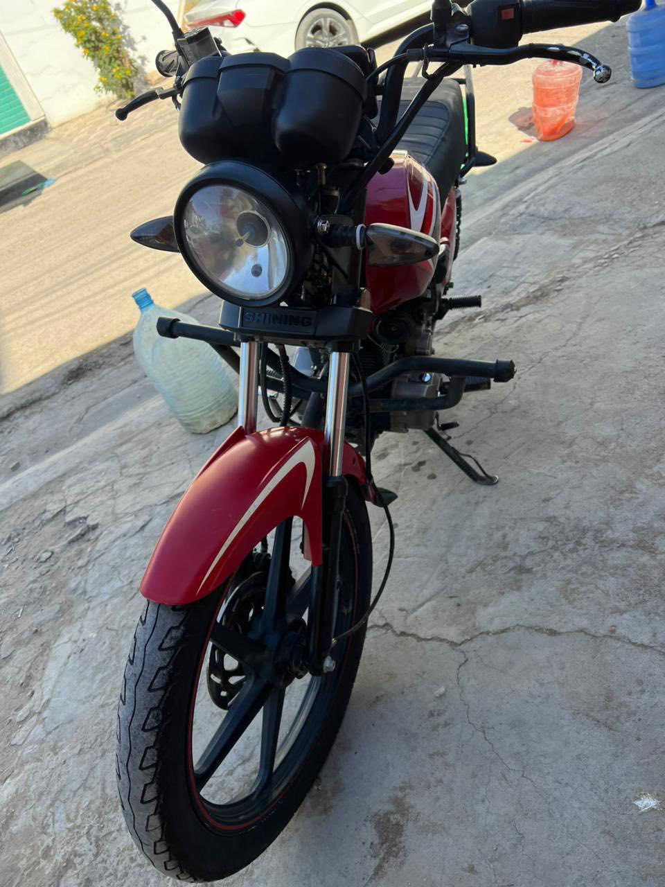 دراجه شاينك موديل 23 مرقم لوحه وسنويه نكليزي بسمي تحويل مباشر مكفوله كامله ماعازه شي فقط قمجي كيلو متر عنواني بغداد المشتل 
السعر 1850 وبيه مجال ***********
