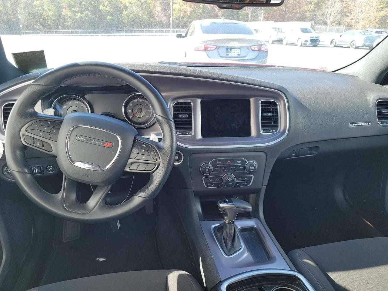 السلام عليكم 

للبيع

دوج جارجر  2021  GT

مواصفات ال gt المعروفة

شاشة كبيرة

كشنات حظن

مكينة 6 سلندر 3600

ضرر داخل المنشور 

تبديل بابين نفس اللون مطابق 100‎%‎

صور الحادث ب المنشور

رقم بغداد 

مكاني بعقوبة

تواصل خاص

او الاتصال

***********
