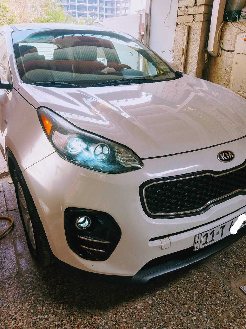 السلام عليكم
سبورتج أمريكي ٢٠١٩مواصفات نص فول
محرك٢٤٠٠مكفول 
صدرجديد شركة موفز 
دسكات اصليه امامي خلفي 
فريز تبريد جديد
لايت+بروجكتر زنون
دوشمه جديده..غرفه نظيفه
دبل سويج
سنويه لغاية ٢٠٣٠ باسمي
رقم دولي
بيه كم رصعه بسيطات وبارد بالباب الخلفي
كلشي موضح بالصور
السونار مرفق وصور الحادث
السعر١٥٥ورقه 
بغداد  ..الزعفرانيه
***********
