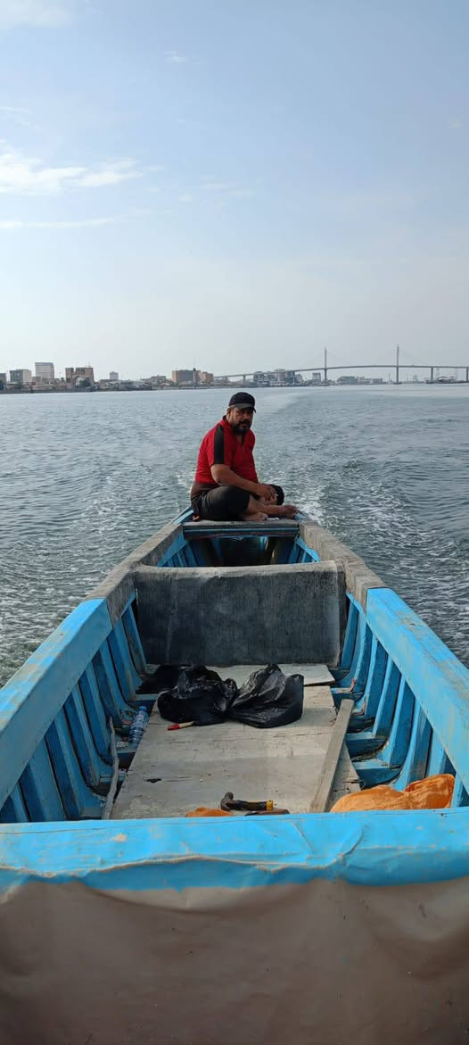 بلم للبيع 16ذراع مكينه 18باب اول ويا غزل صبور وبياح سعر مليون العنوان بصرة تنومة ***********
