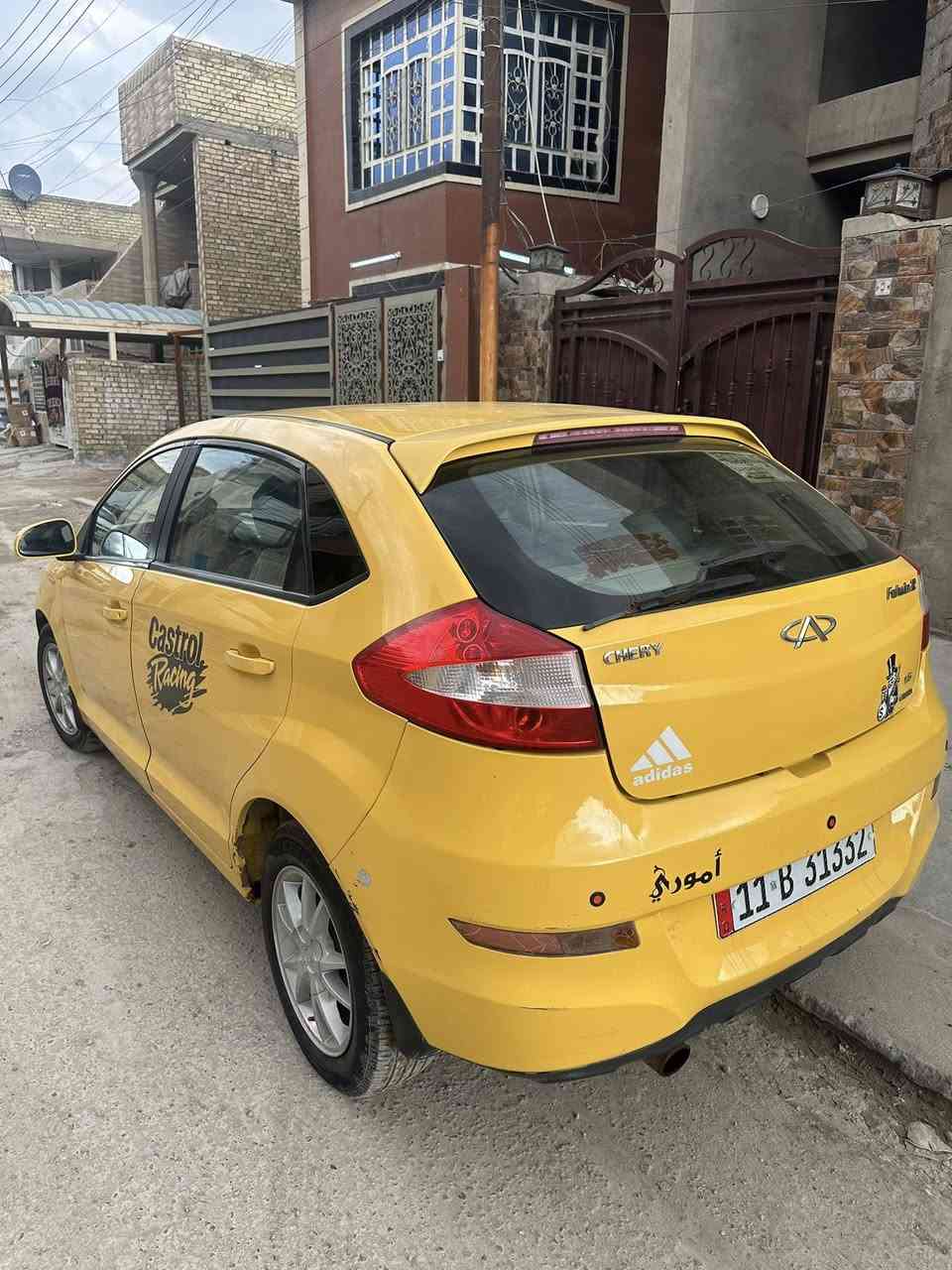 السلام عليكم
شيري فلاوين موديل ٢٠١١ بسمي مكفوله من الصبغ بيها خيط تبخير ***********
