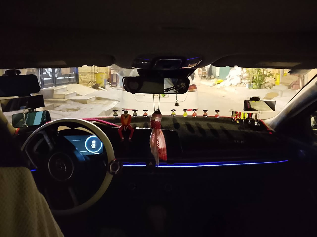 مديل 2023لمتد فول موصفات للاخير
حادثها جاملغ وبنيد
سياره جاهزه كير مكينه تبريد حداده تخم تاير كله كفاله 
رقم بصره معوقين 
العنوان البصره 5ميل
السعر135وبيها مجال 
رقمي***********
