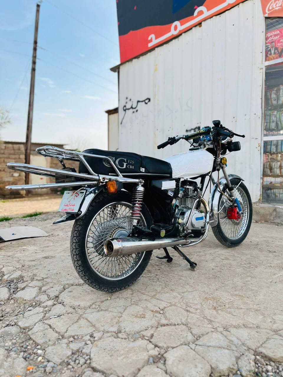 السلام عليكم للبيع دراجه تايكر موديل 2024 باب اول محرك شرط لدراجه بلاديه ختم سونك لون اسود كهربائيات كلها شغاله حت لشاشه شغاله لبلاديه تايرات جدد هنه ول وياله لدراجه بلاديه بس بيع ماراوس الاتصال *********** متواجد نت وتصال مكاني تكريت
