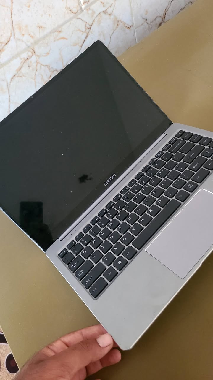 السلام عليكم كلمن وسعره 
متوفر: 
1.Samsung notebook9 NP550XDA
M.2 sata 
Ram :8
15.6 inch جهاز نحيف وخفيف للستخدام المكثف 
2.chuwi 14.5 inch 
M.2sata 
Ram 8
صغير وخفيف لستخدام الطلاب 
3.DEll 16.5 inch 
جهاز ثقيل للستخدام الخفيف 
Ram 4
Hdd500g 
تعتبر شاشه جبيره لليوتيوب والتصفح


**إذا كنت صاحب هذا الإعلان وتريد حذفه لأي سبب، رجاءا أرسل رسالة إلى الدعم الفني**