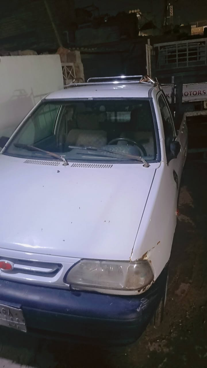 السلام عليكم ورحمه الله وبركاته سيارة سايبة بيكم موديل 14جديدة مكينة وكير جدد رقمها واصط سنوية لل 27مصفرة غرامات ماعليها رقم راعيها ضيعتة  راعيها بالكوت ابيع بدون راعي اتكفل عشائر وقانون سعرها قفل قفل من الاخير 20ورقة من المرور جيب رقم راعيها 
    عنواني بغداد مدينة الصدر ***********
