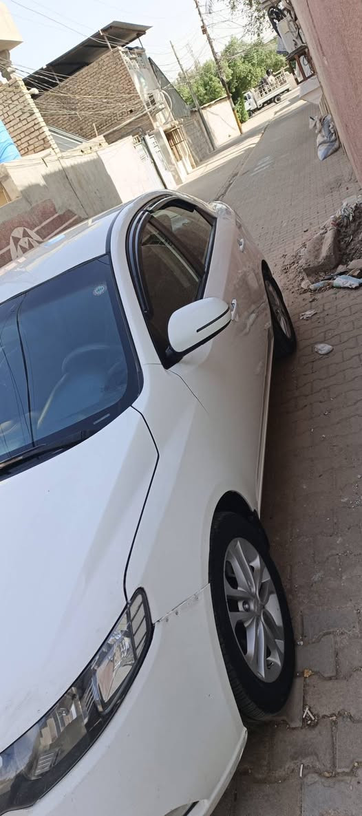 سلام عليكم سيراتو٢٠١١خليجي السيارةجديدة سونارة داخل منشور رقم سليمانية تحويل مباشر سعرة ٩٠مكاني بغداد المحمودية   ***********
