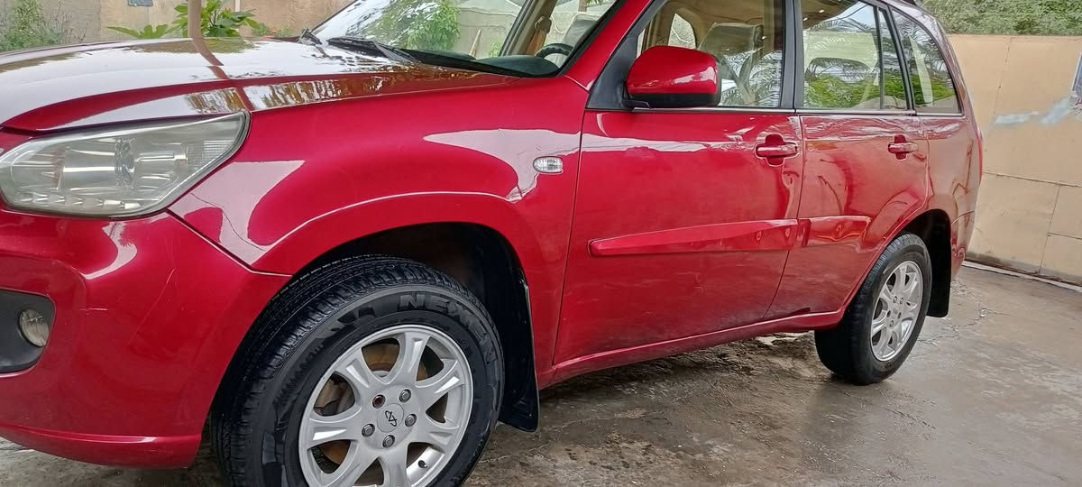 السلام عليكم تيكو للبيع موديل 2013 ماشيه 77الف
مكفوله من الضربه والتبديل والصبغ فقط بيه قطعه صبغ 

كير ومحرك مكفولات كفاله عاامه/تبريد تتفئه كهربائيات كوله شغله 

تخم تاير الامامي شاده قبل شهر باتري جديد 

حداديه جديده السياره بسمي رقمه بغداد دولي هزه جديده 

مكان السياره بغداد السياره ترايك وين ميعجبك 

اي استفسار اتصل  *********** فاضل العبيدي الشراي يتفضل يتصل واني بخدمتك
