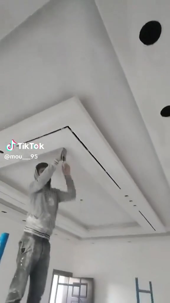السلام عليكم مستعدون لعمل كافه الديكورات الداخليه و الخارجيه وصبغ الدور والمحلات باسعار مناسبه للتواصل ***********

