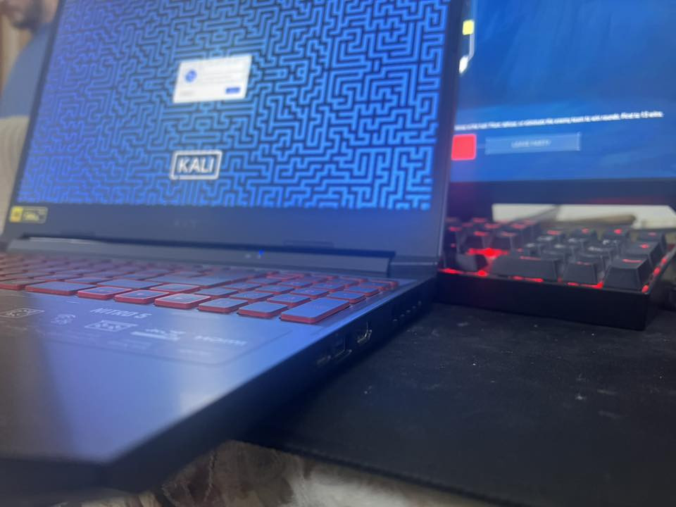 Acer nitro 5
Ram 32 5000
I7 -11850h
3050 6 gb
Ssd500
Nvme 1T 
كامل ملحقات 
900 بيهة مجال قليل 
بغداد السيدية 
***********
