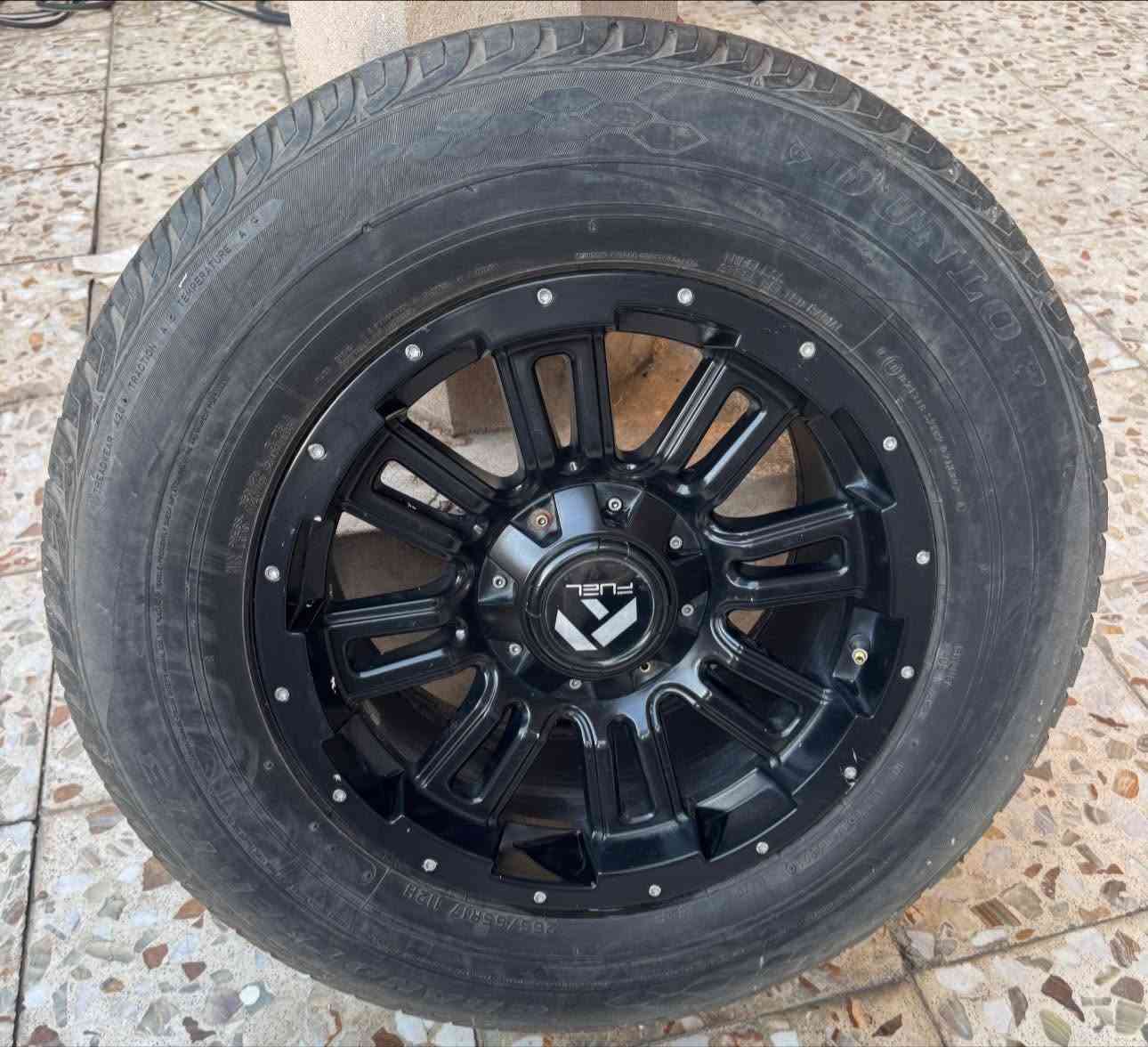 للبيع وياله حجم 17  Fuel Off-Road.تايلندي اسود
ترهم على الفورچنر  مع الاطارات ب350$ 

اطارات الامامي دنلوب ياباني والخلفي صيني
***********
