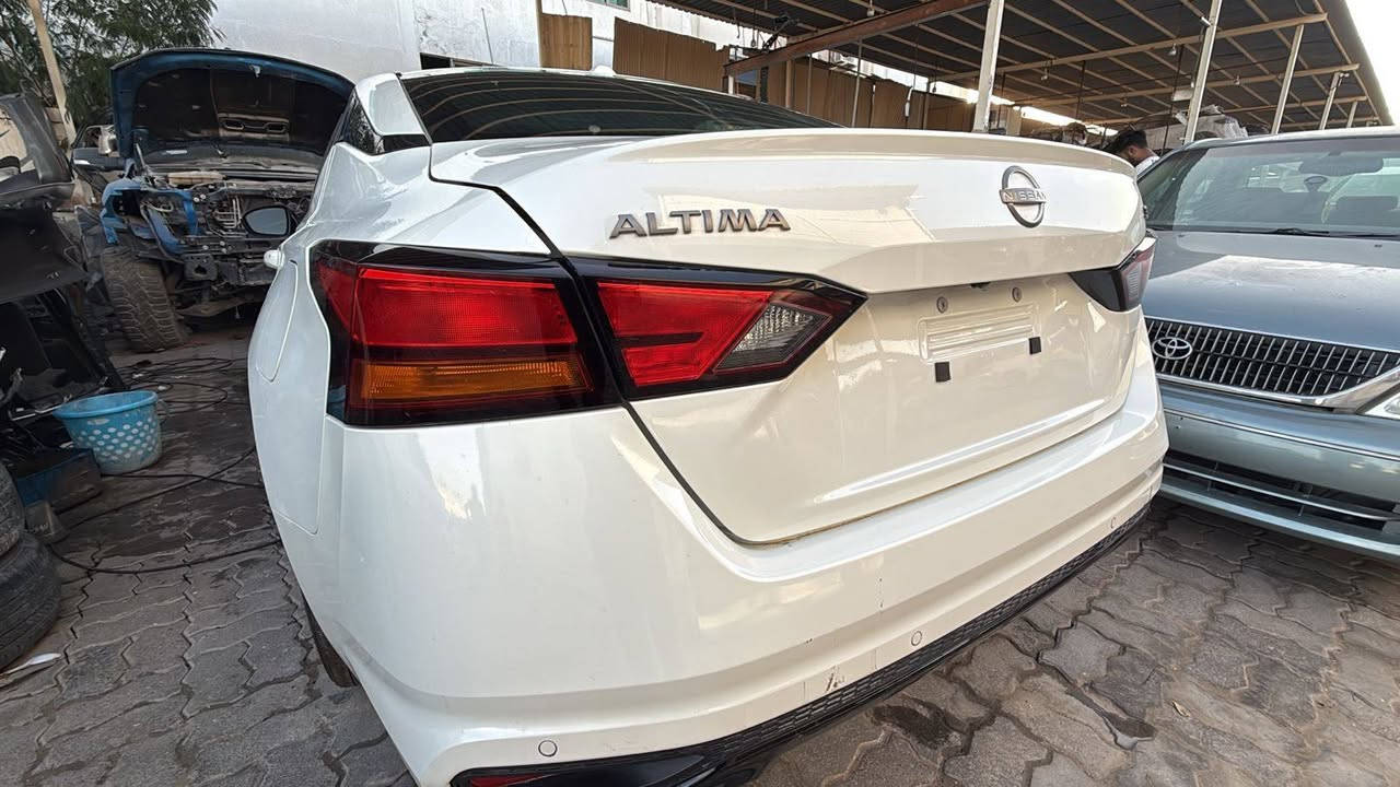 نيسان التيما SR 2024
السعر 120$ ورقه 
مكان السيارة الإمارات 
مواصفات ال SR 
محرك 2.5L 
سحب أمامي
للإستفسار 
*********** إتصال أو واتساب
