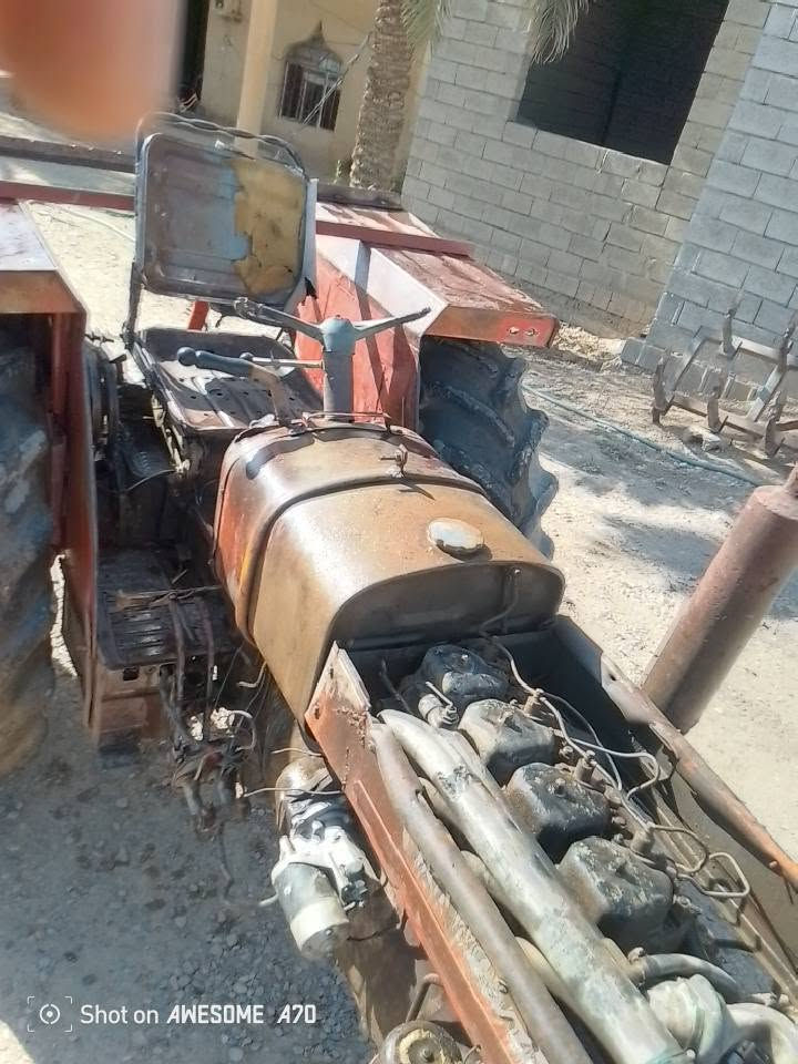 سلام عليكم اخوان عندي عنتر البيع بم سلف محرك صدر كلها بل شرط نطيكيه تواير جدام زوج جداد ولكبار ممسوحات  سعر تصل عل رقم  مكان ديالى   ***********
