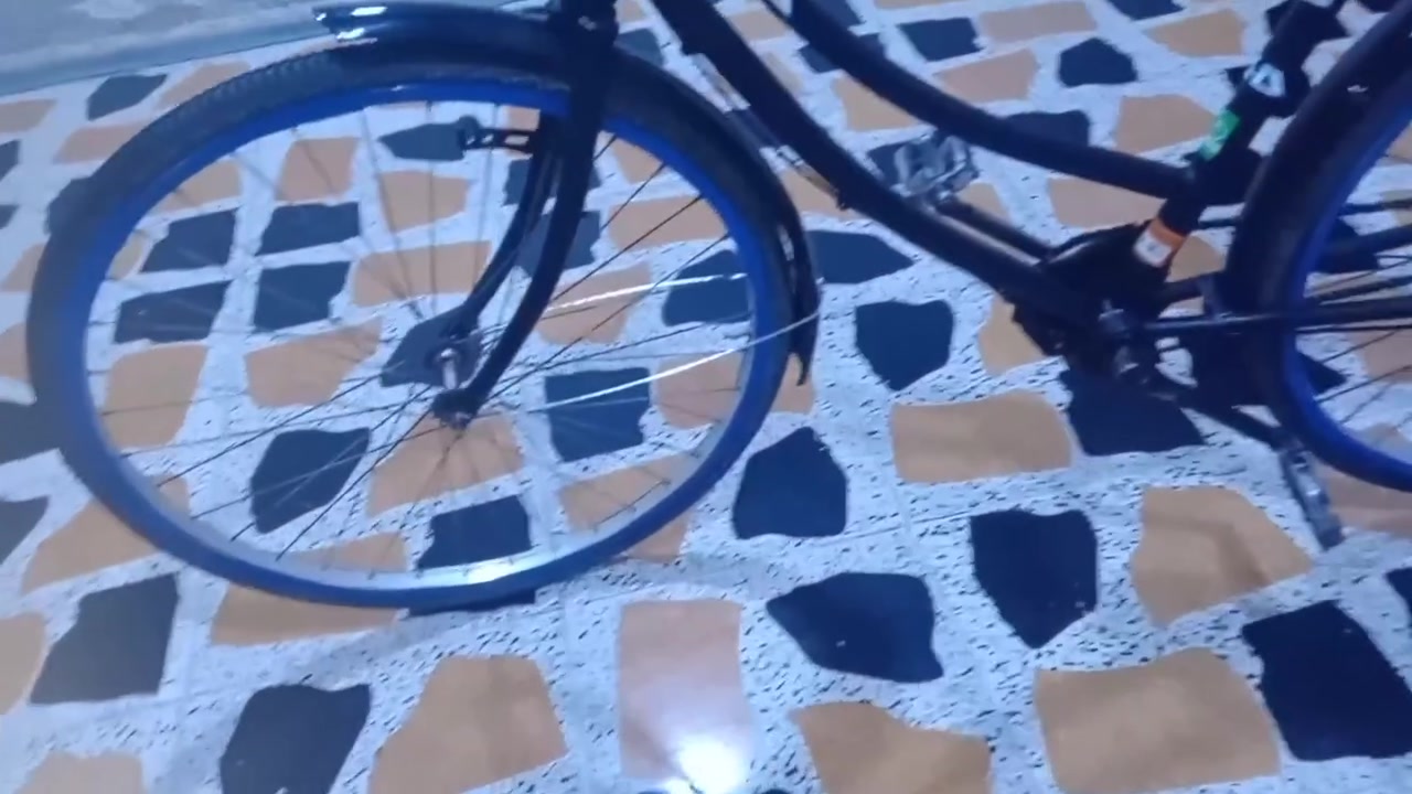 سلام عليكم باسكل بيدي لبيع نضيف البسكل كلشي بي جديد السعر ٧٥ وبي مجال *********** ولي ريد يتصل علة هاذة الرقم أو يجي خاص
