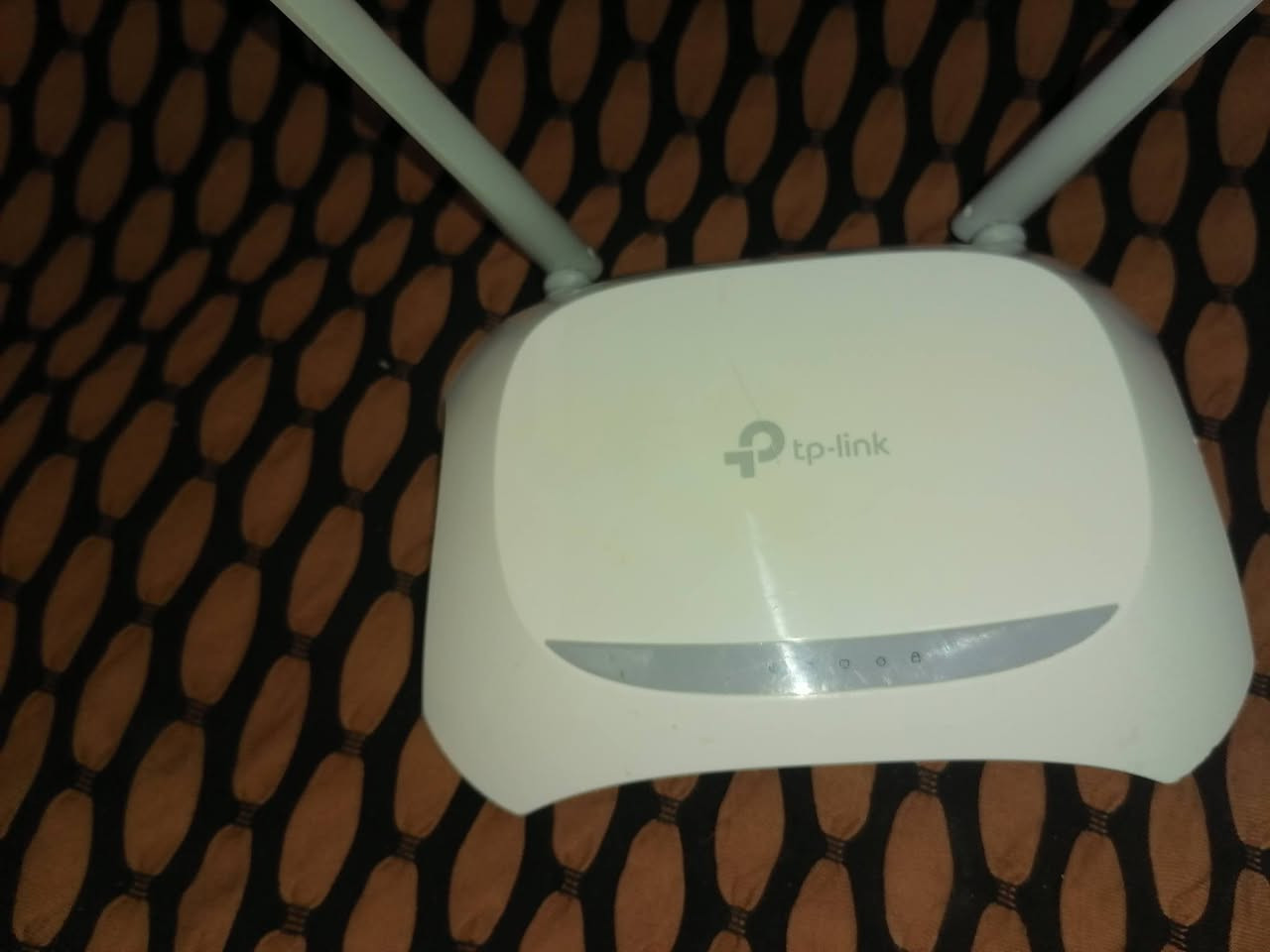 جهاز راوتر..  مستخدم بس جديد وشغال..  ب 20 الف


**إذا كنت صاحب هذا الإعلان وتريد حذفه لأي سبب، رجاءا أرسل رسالة إلى الدعم الفني**