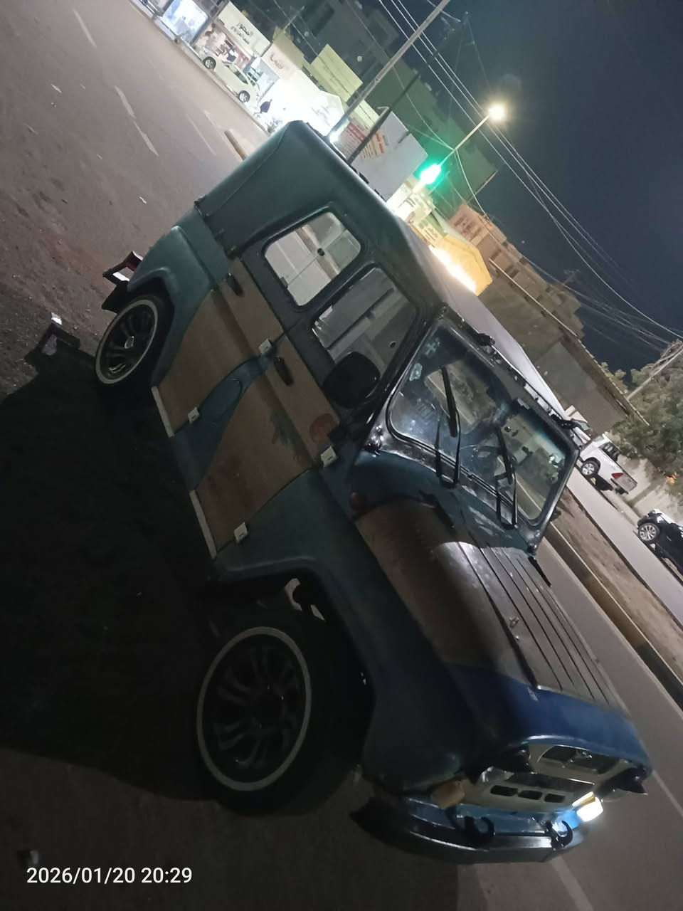 سلام عليكم واز 88 للبيع سيارة تحويره كامله دسكات ستيرن باور اكسل فاره مكينه وكير وشاصي جديد شراي اتصل ودالل ***********
