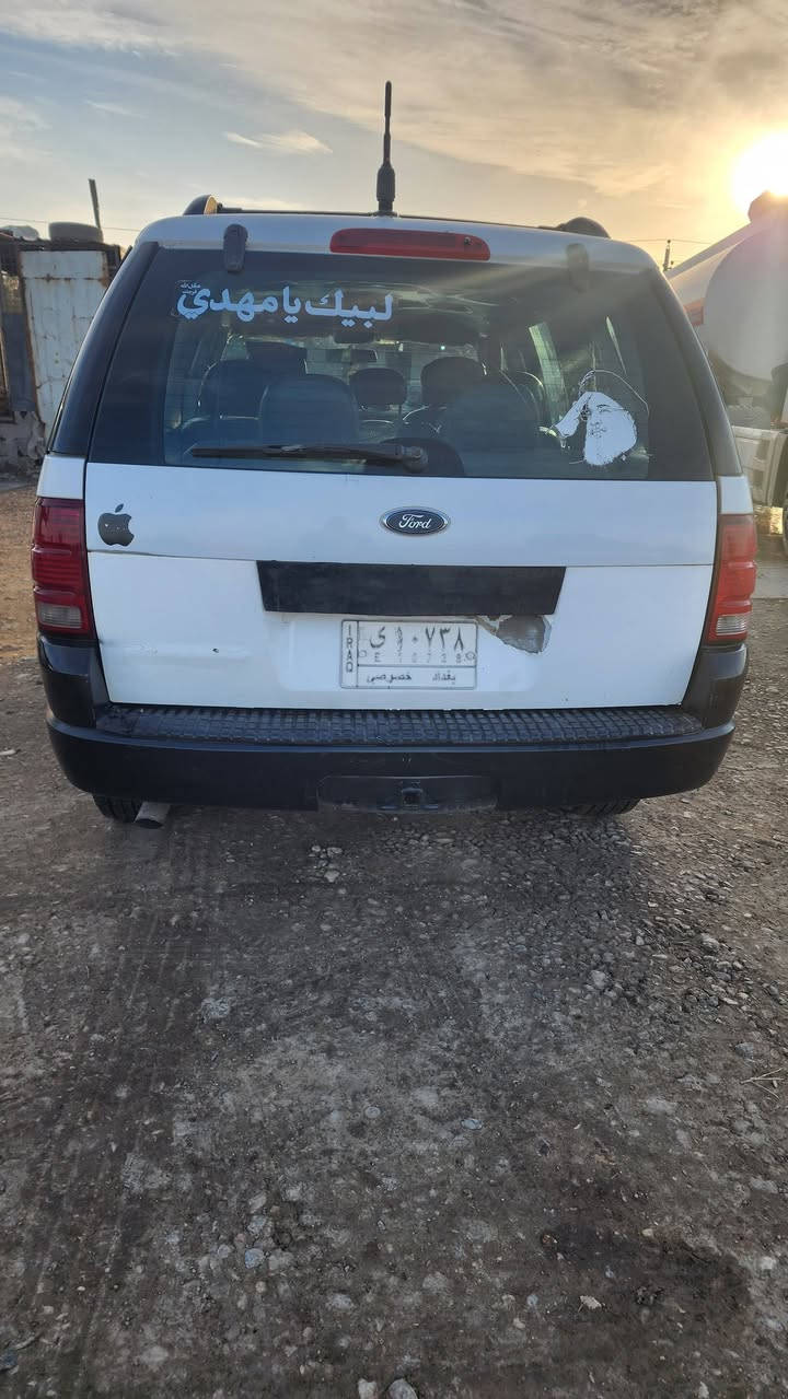 سلام عليكم مرخصت صاحب الكروب المحترم البيع فورت اكس بلور مديل 2003اصولي شرط التحويل سياره ماناقصهه شي من كير ومكينه وحداديه بيع او مراوس بسياره ادوات مكان بغداد ***********
