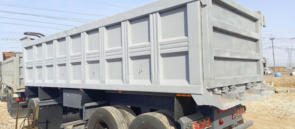 السلام عليكم مقطوره علم للبيع الدناكير 2مان جيئف سوبر واحد 16 شاصي مكفول 18تايرات اخو الجديد *********** بي اوتساب
