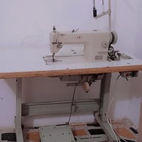 مكينه للبيع براذر  رجالي   250وبيها مجال   07836324148