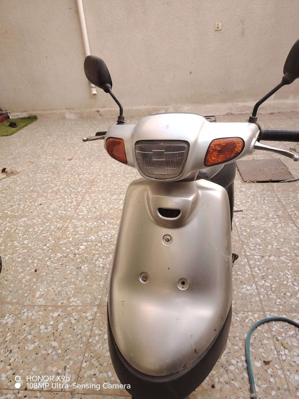 سلام عليكم بطة نضيفة مكينة بلادي الدراجة جانت متروكة باتري جديد سلف هندر السعر ٢٠٠ وبيهة مجال المكان كربلاء الحر رقم الهاتف ***********
