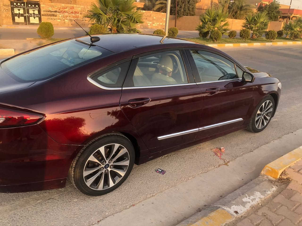 السلام عليكم 
فيوجن 2017
محرك 2500
نص فووول
حادث جاملغ وبنيد
كل مواصفات الفيوجن العاديه موجوده
سنويه جديده وهزه جديده 
رقم اربيل الجديد
سعر 107 بيع مستعجل 
غير متواجد ع فيس
***********
مكاني بغداد
