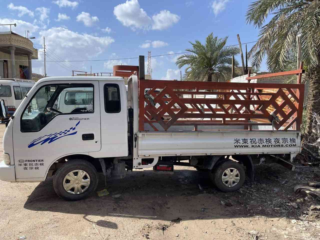 السلام عليكم 
للبيع فقط 
كيا فونتيره موديل 95 السياره كفاله محرك وكير واكسل وشاصي 
سنويه لحد 29 السياره بأسمي الرقم الانكليزي 
مكان السياره بصره شط العرب 
السعر 65 وبيها مجال كلش بسيط 
***********
