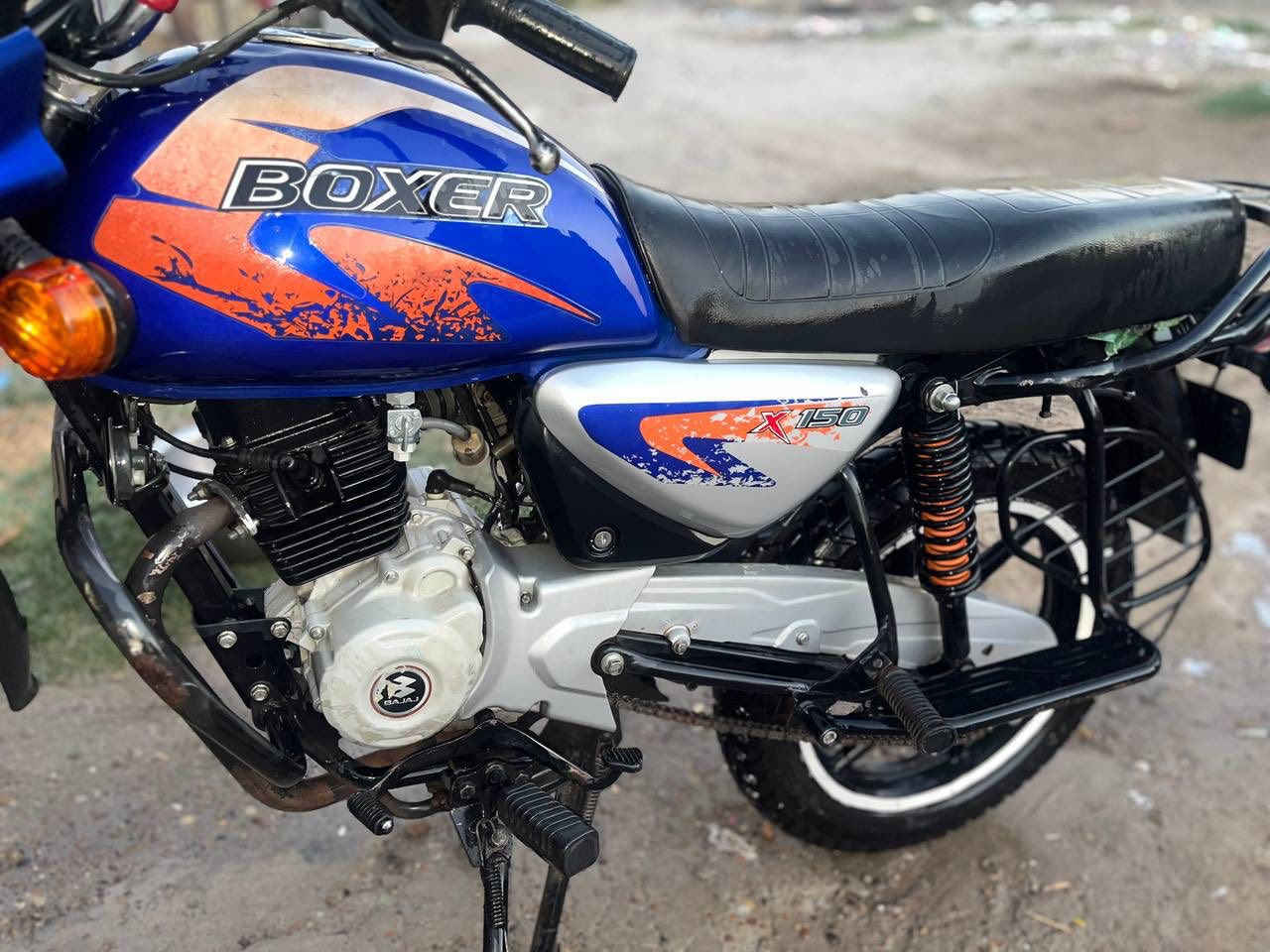 السلام عليكم دراجه بوكسر للبيع مديل ٢٠٢٢ جبلي هندي دراجه مرقمه بغداد سنويه اب اسمي مكاني هم بغداد 
دراجه خير من الله نضيفه او مكينتها ممفتوحه بلاديه
@
للستفسار هذه رقمي غير متواجد عل صفحه اتصل عل رقم


**إذا كنت صاحب هذا الإعلان وتريد حذفه لأي سبب، رجاءا أرسل رسالة إلى الدعم الفني**