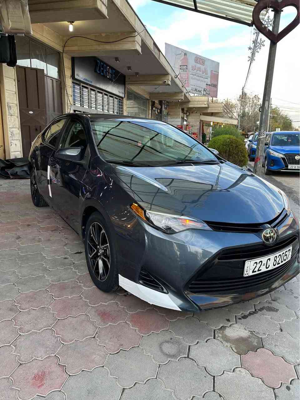 كورله 2017 
وارد امريكي
الضرر مالها 3 قطع 
باب جاملغ خلفي وقبغ الجنطه
وبيها 3 مكانات pdr
موصفات le
بجم كبس 
المكان اربيل عينكاوه
***********
***********
فادي
السعر 123 وبيها مجال بسيط أربيل, العراق
